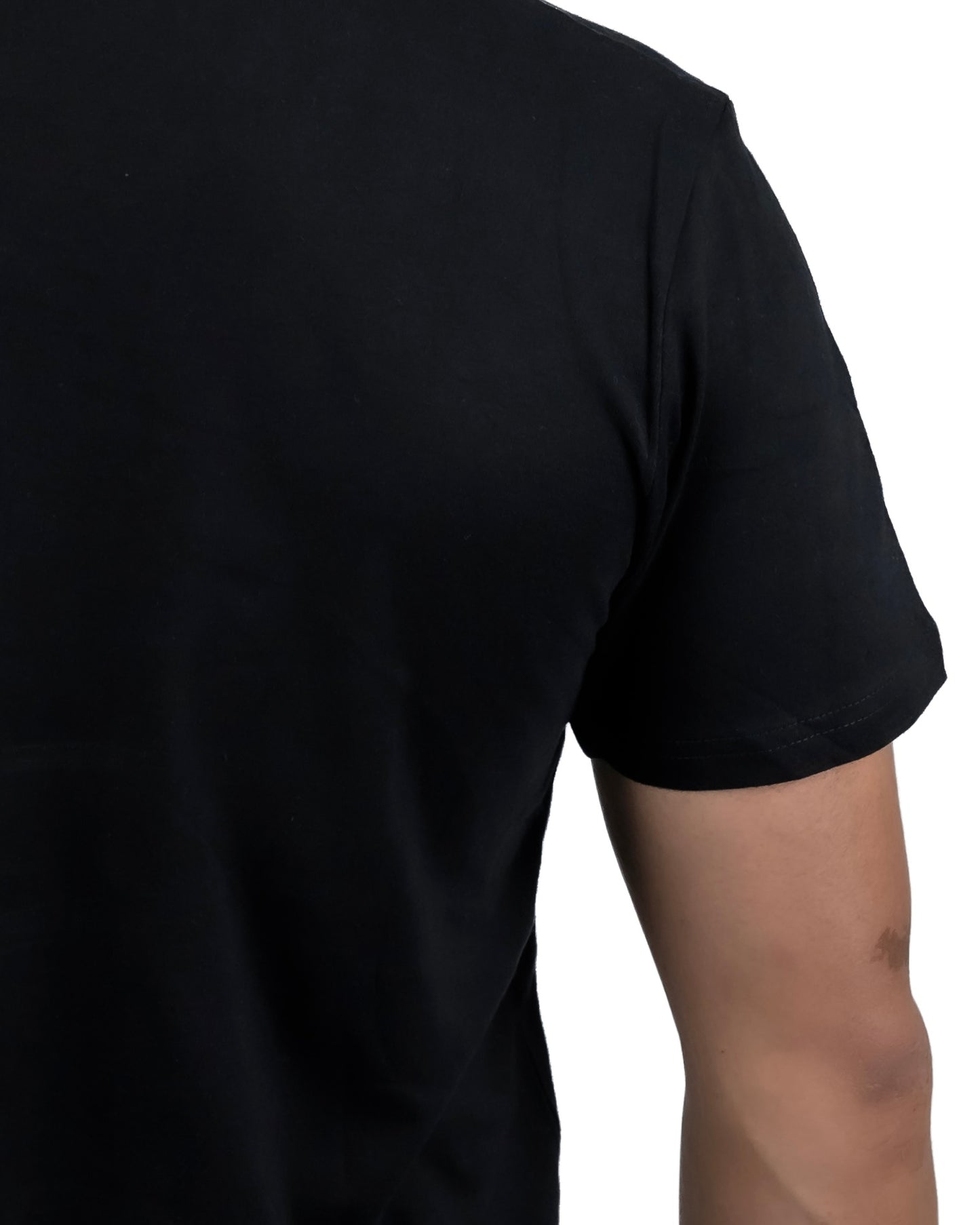 men V T-Shirt